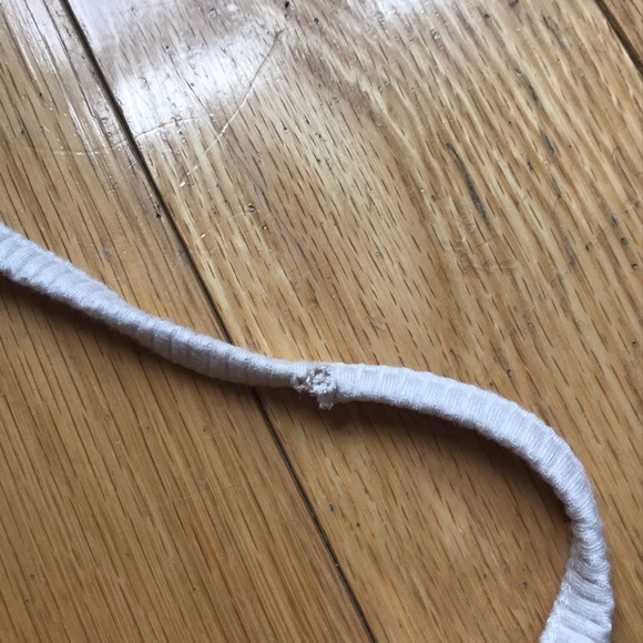 🌸 cropped tank top - Picture 3 of 3